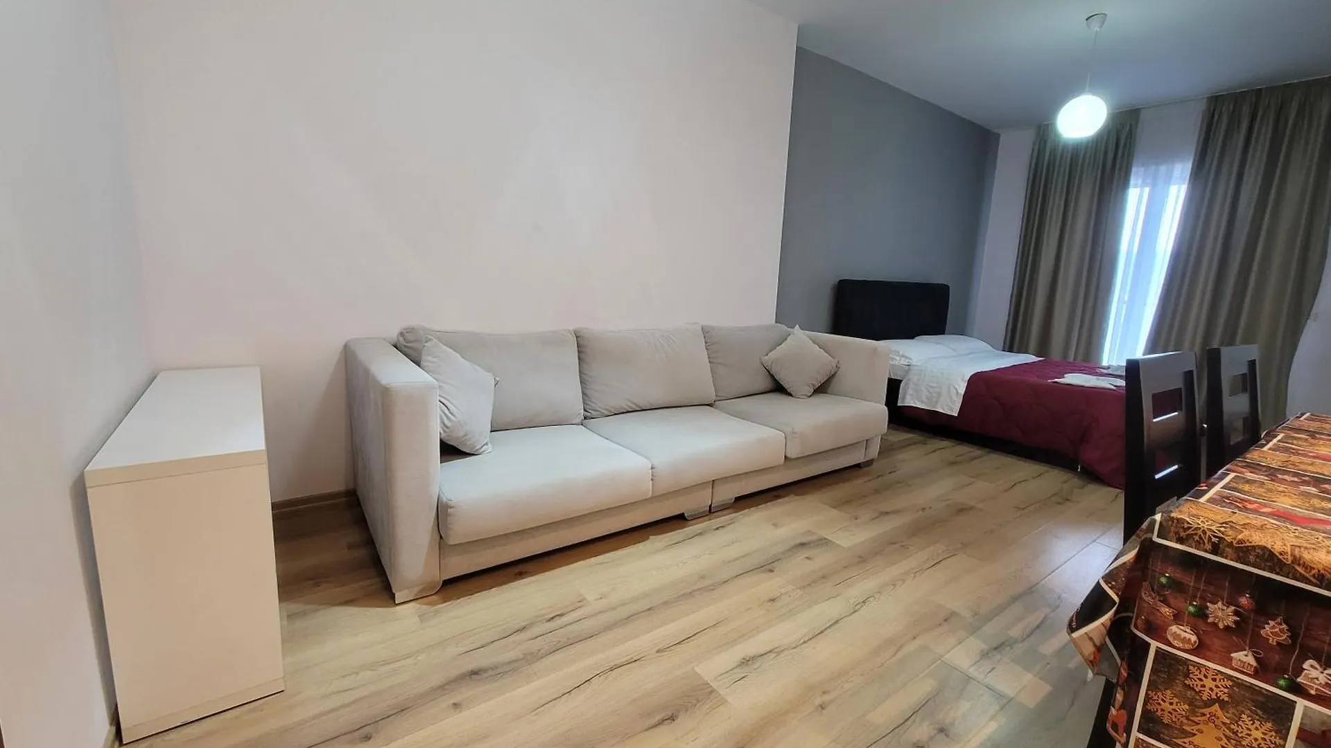 Haris Hotel Vlorë