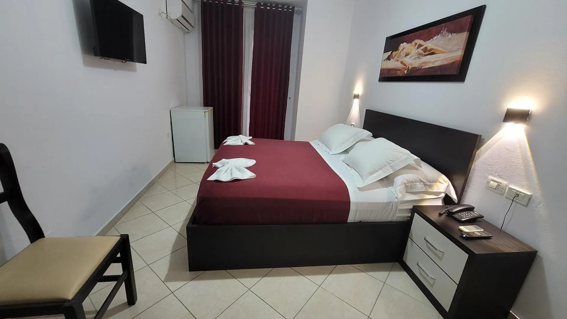 Haris Hotel Vlore 3*,  Albania