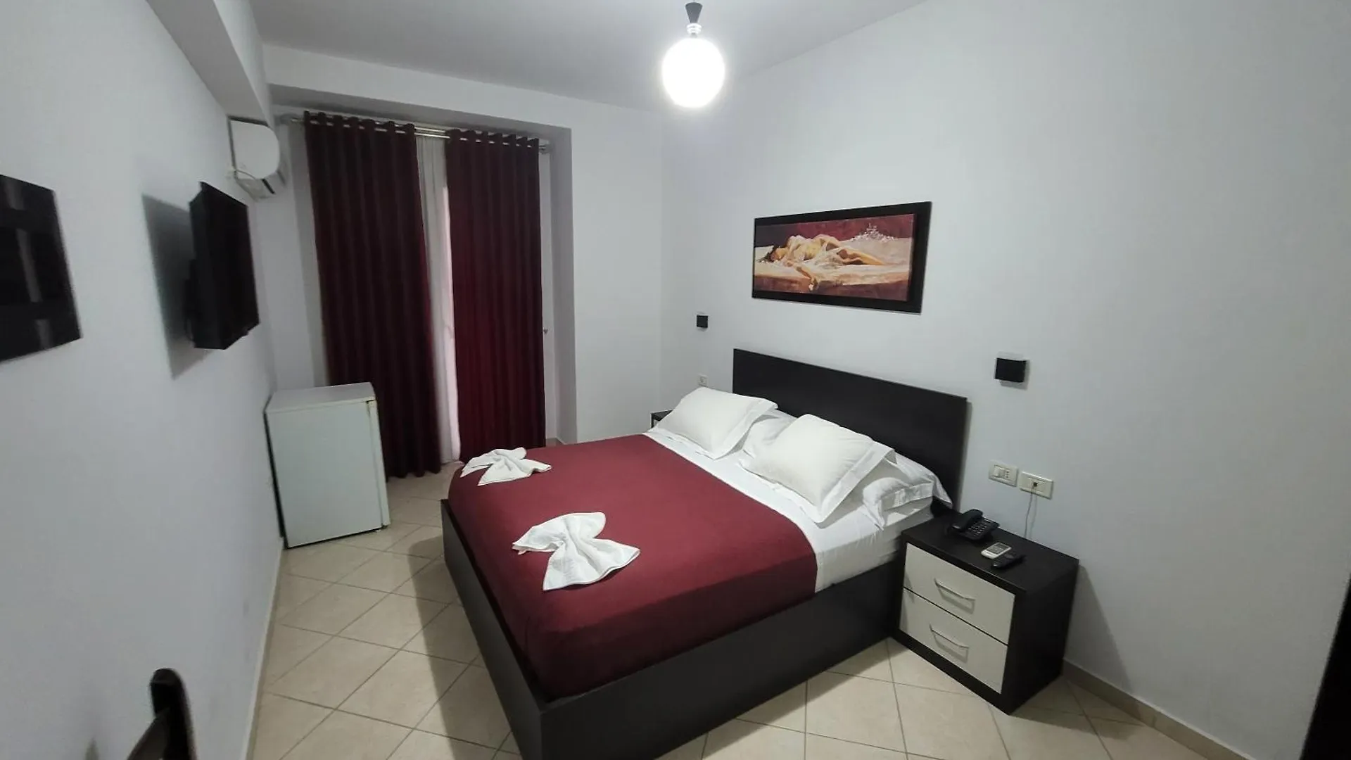 Haris Hotel Vlore 3*,