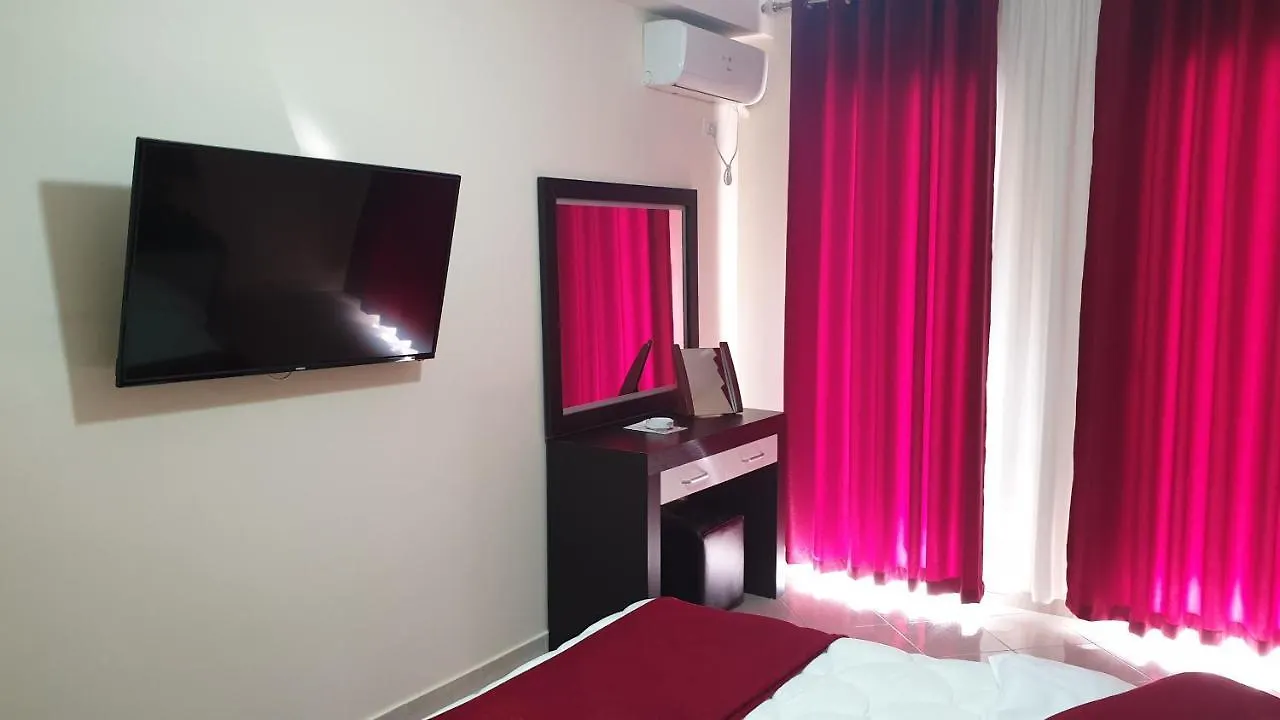 Haris Hotel Vlore 3*,  Albania