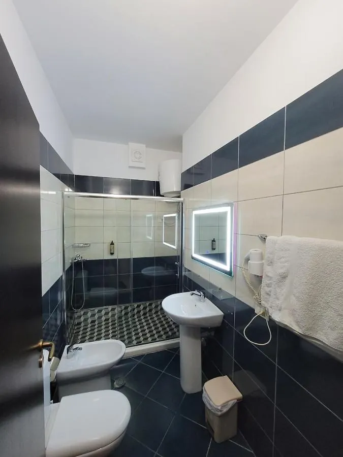 Haris Hotel Vlora Albánia